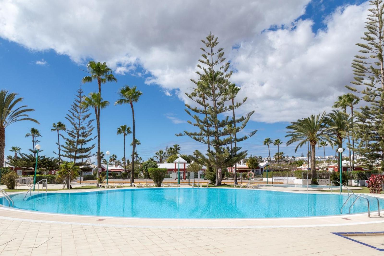 Lightbooking Tunos 73 Maspalomas Gran Jardin Y Barbacoa Exterior photo